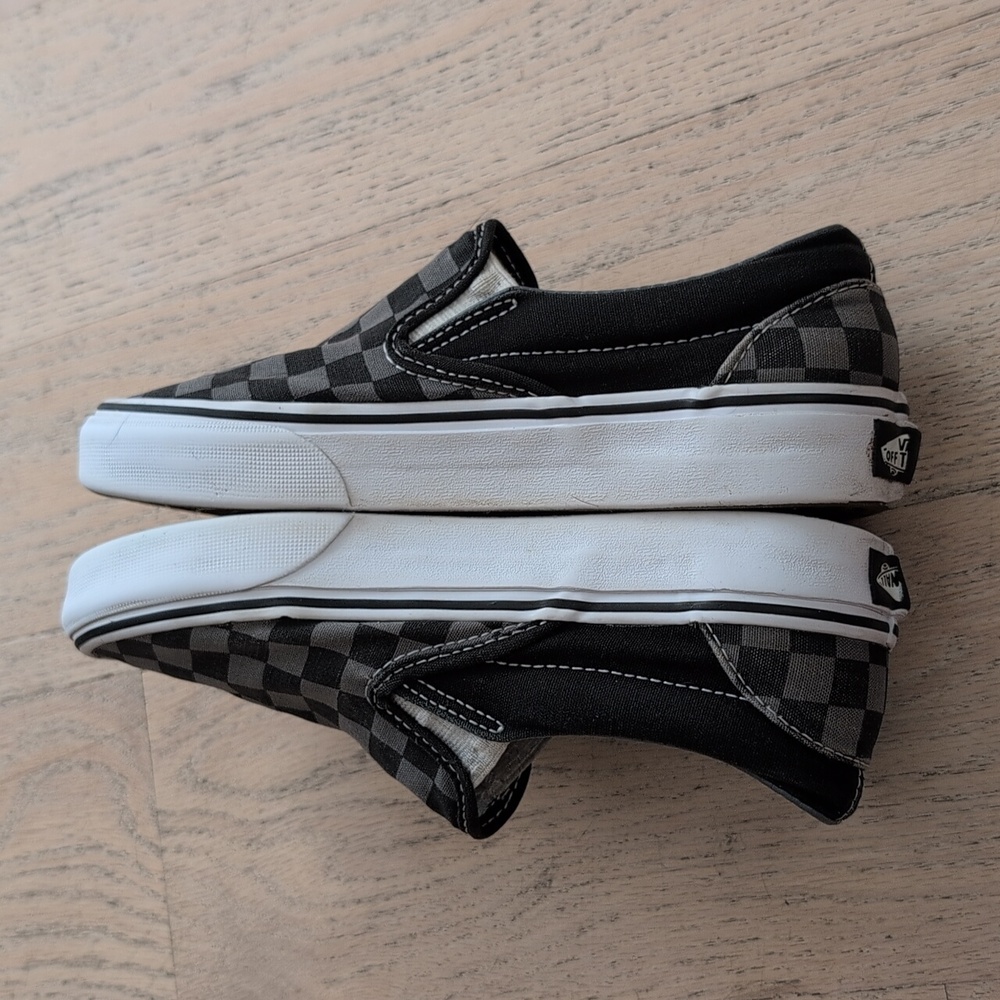 Vans Black and Gray Checkered Slip-On Sneakers Women's 5.5 - Picture 6 of 8